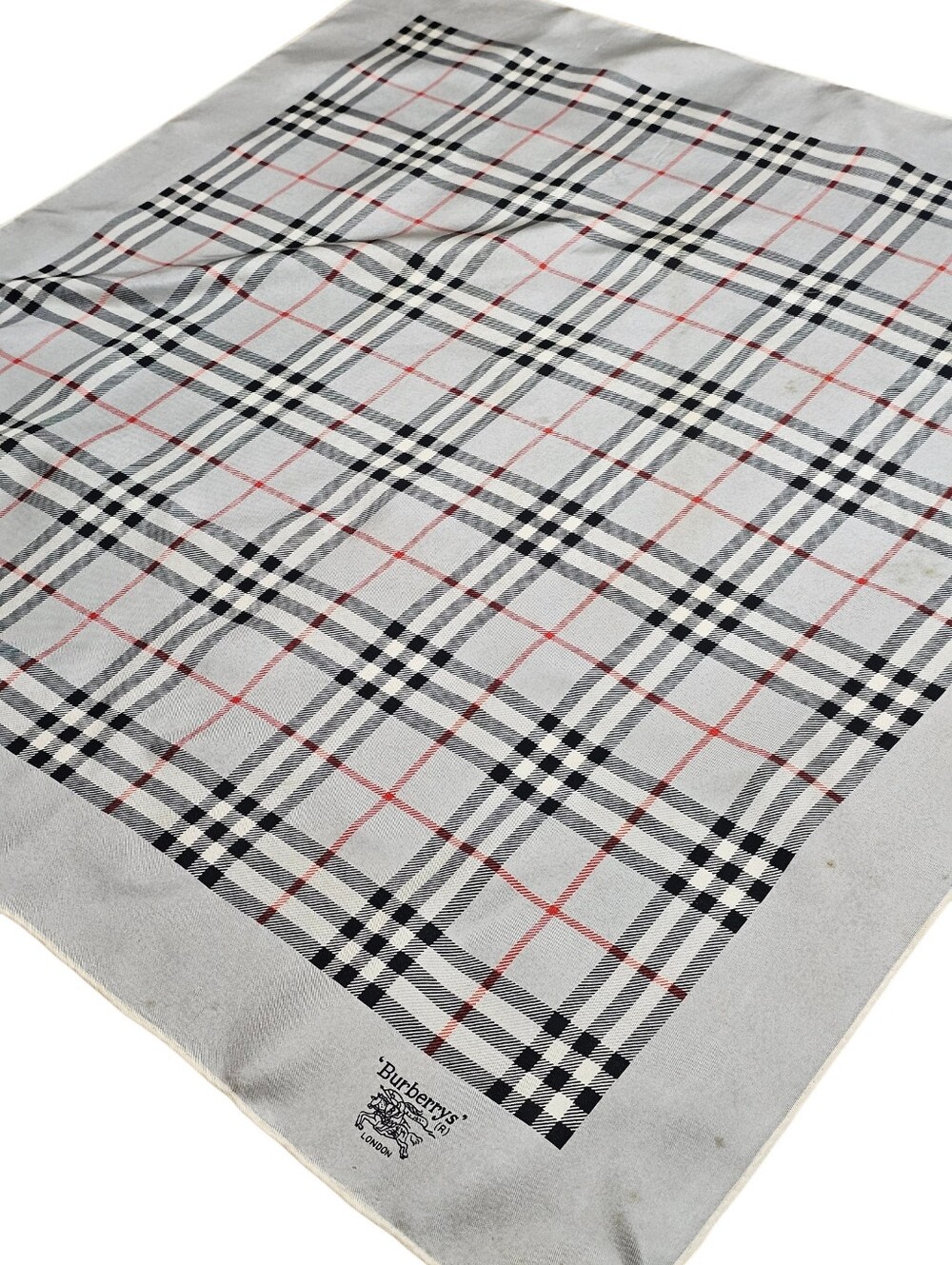 BURBERRY SCARF - Picture 6 of 16